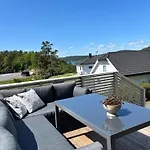 Trivelig Leilighet, Risor, Sorlandet Med Tilgang Til Bat * Risør
