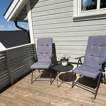 Trivelig Leilighet, Risor, Sorlandet Med Tilgang Til Bat Vakantiehuis Risør