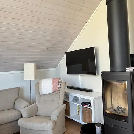 Trivelig Leilighet, Risor, Sorlandet Med Tilgang Til Bat Feriehus *